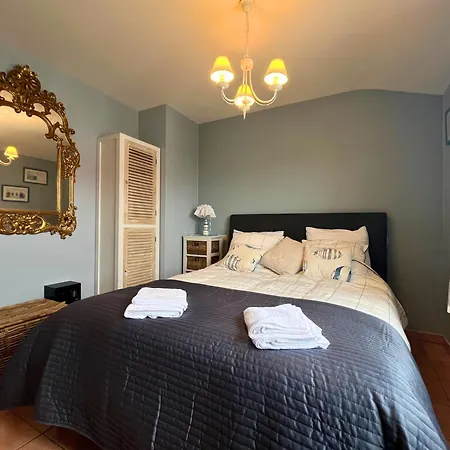 Le Charming Duplex Lumineux Avec Balcon, Terrasse Ensoleillee & Parking Lägenhet Knokke-Heist